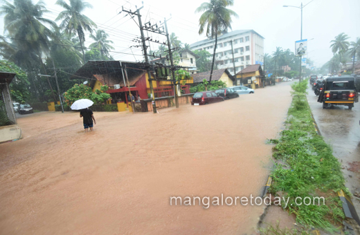 heavy rain in mangalore